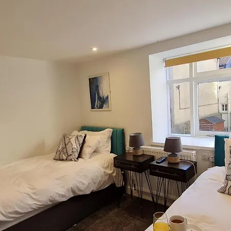 Speedy's - Cyanacottages * Γουίτμπι